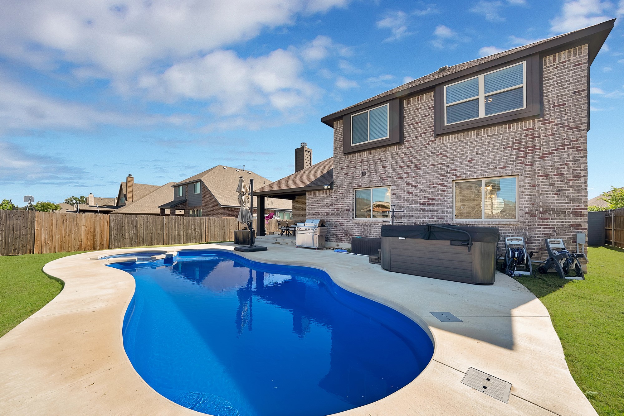 1040 Weeping Oak Drive