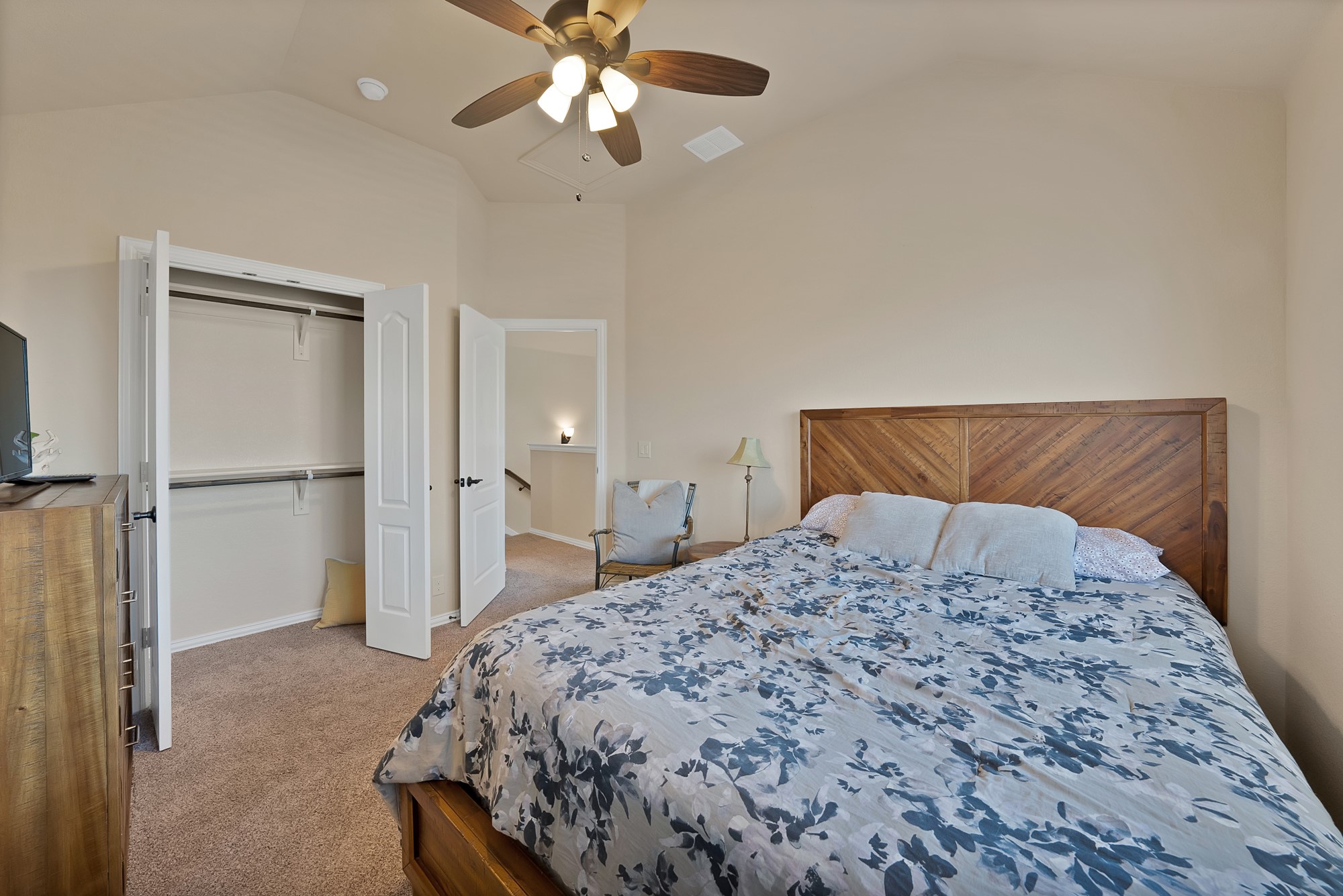 1040 Weeping Oak Drive