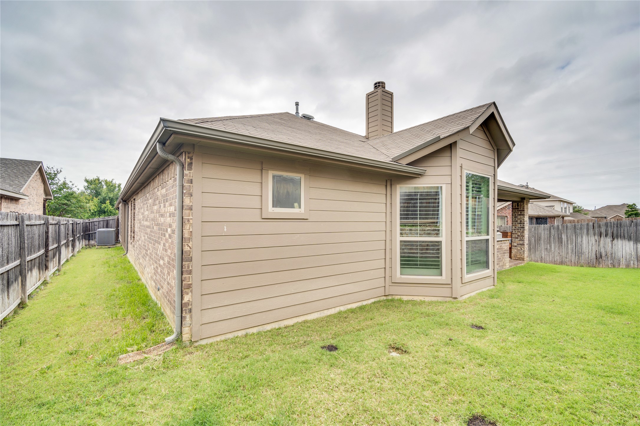 5913 Warmouth Drive