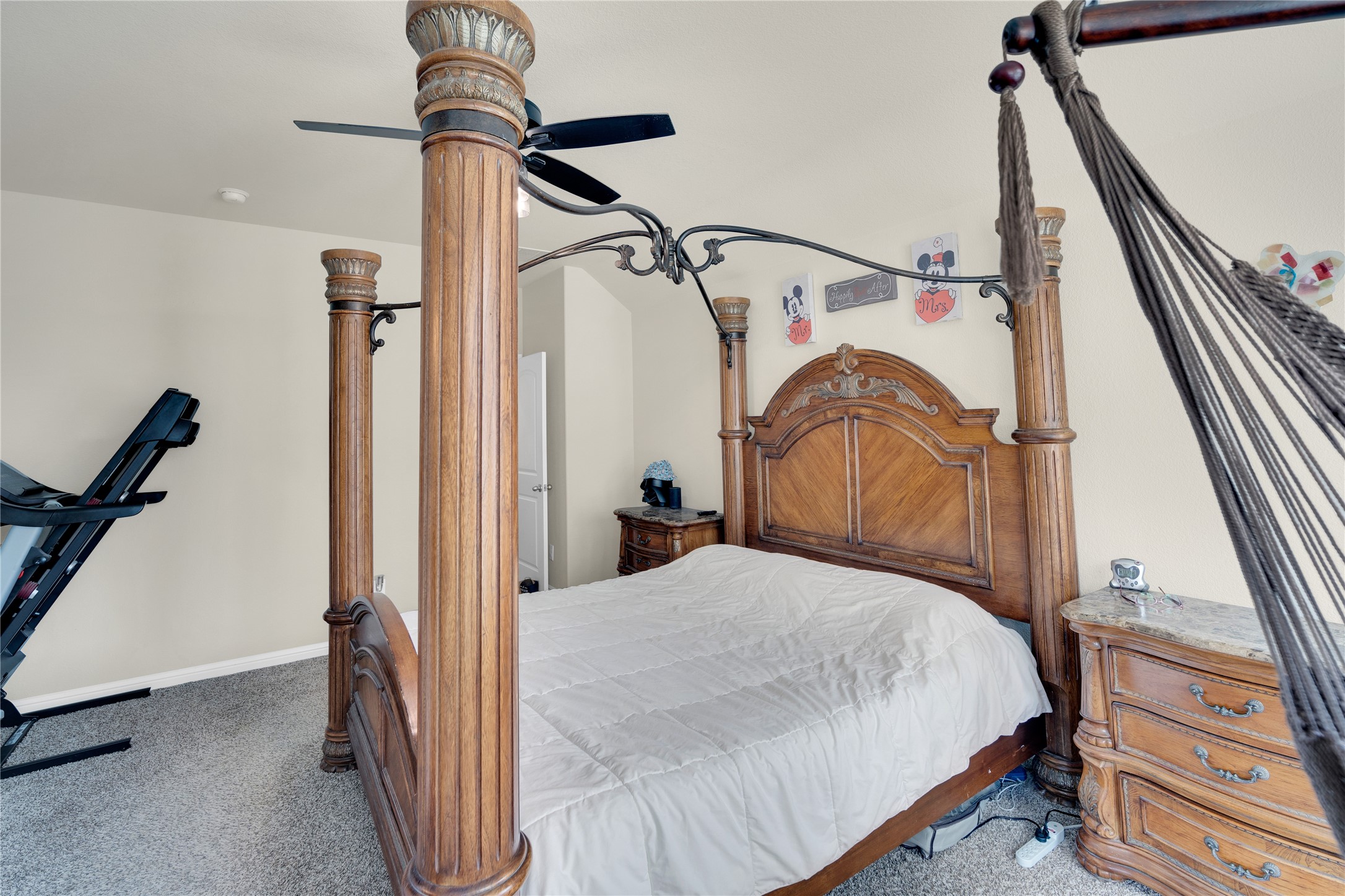 5913 Warmouth Drive