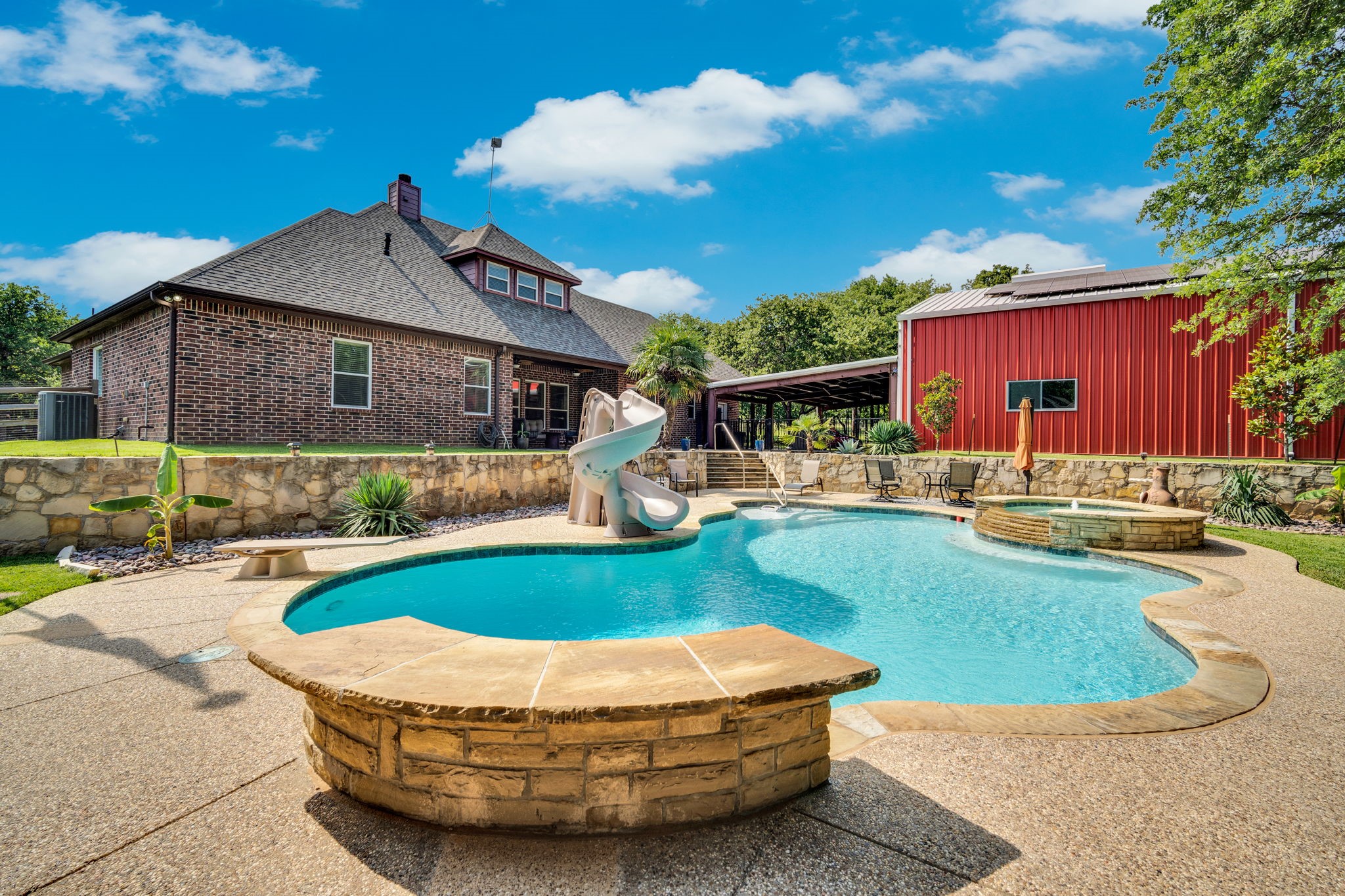 533 County Road 414