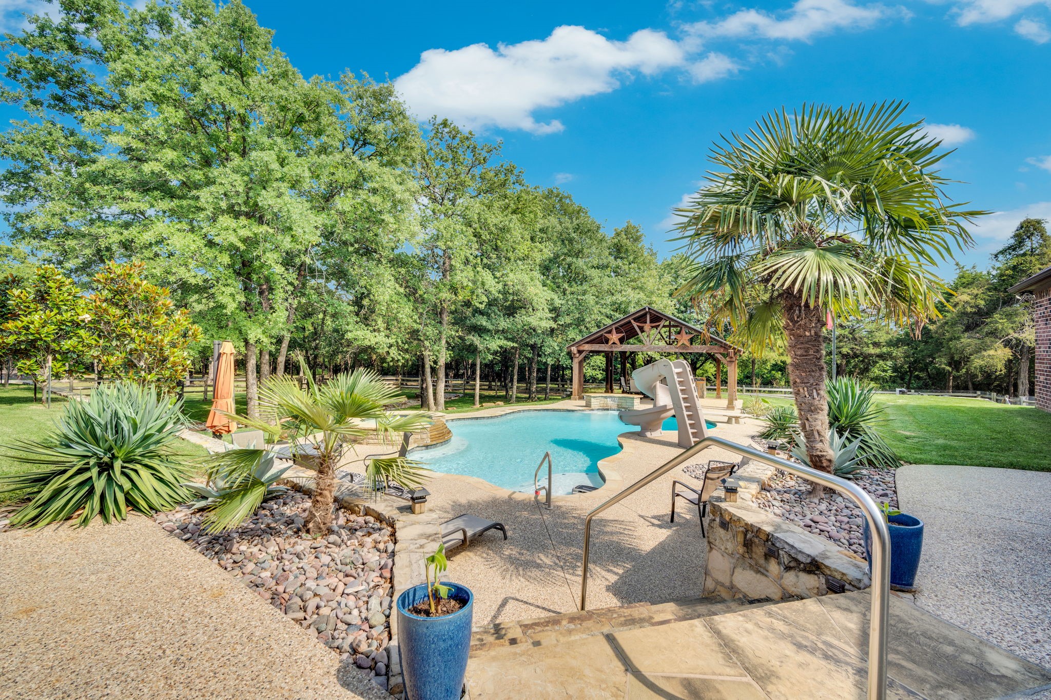 533 County Road 414