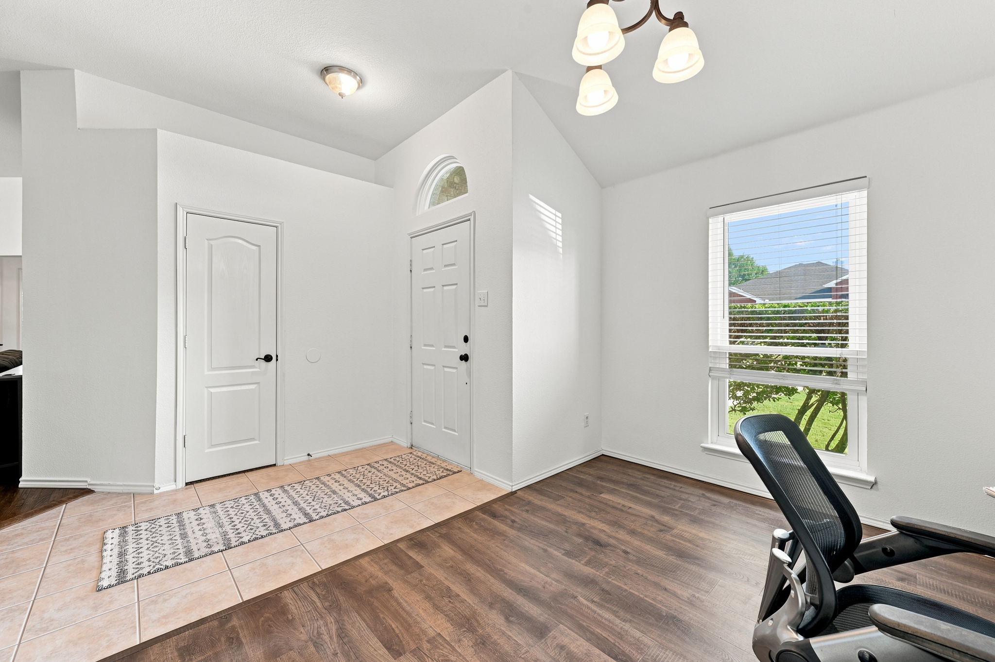 1530 Sunnydale Drive