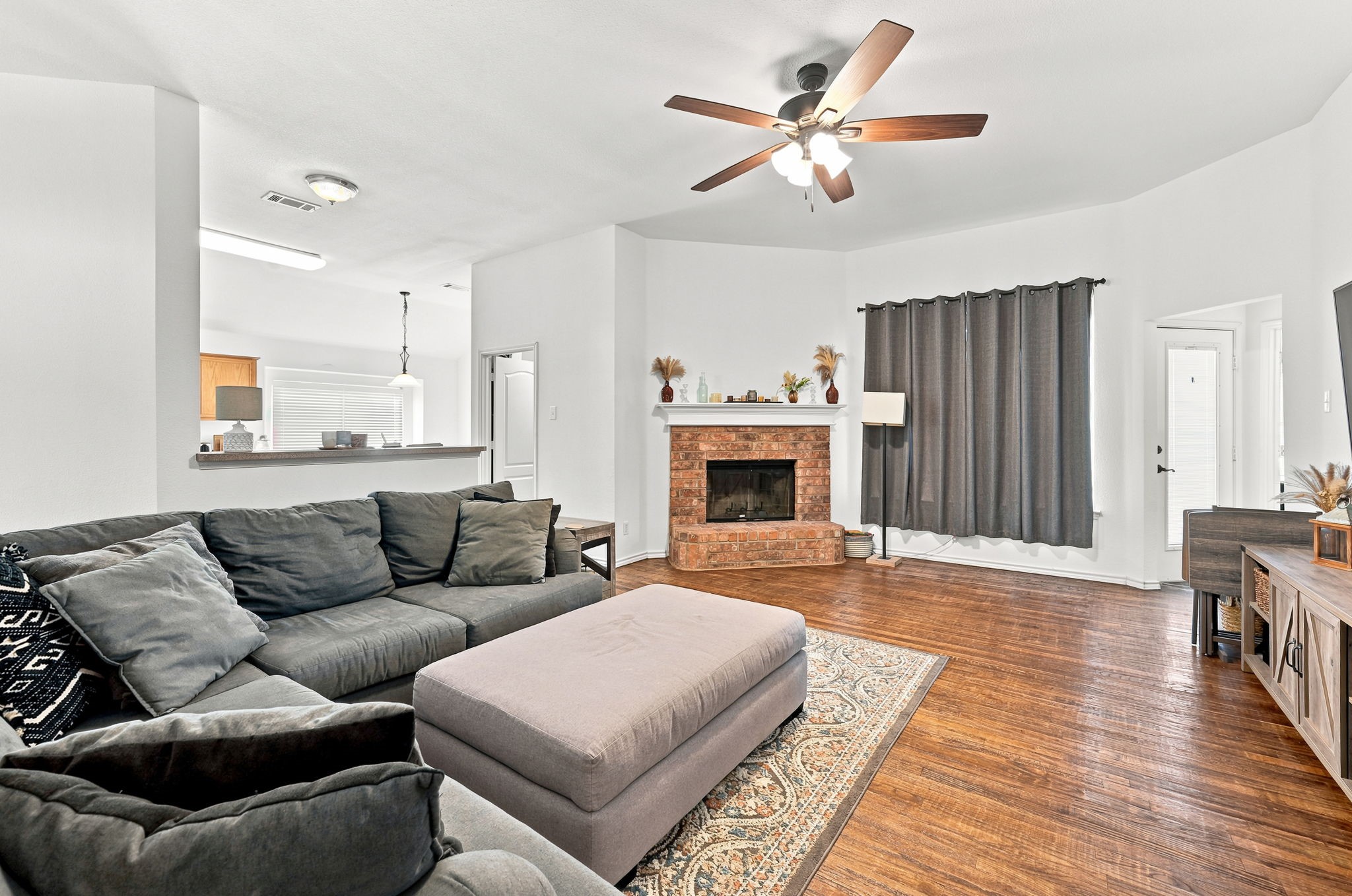 1530 Sunnydale Drive
