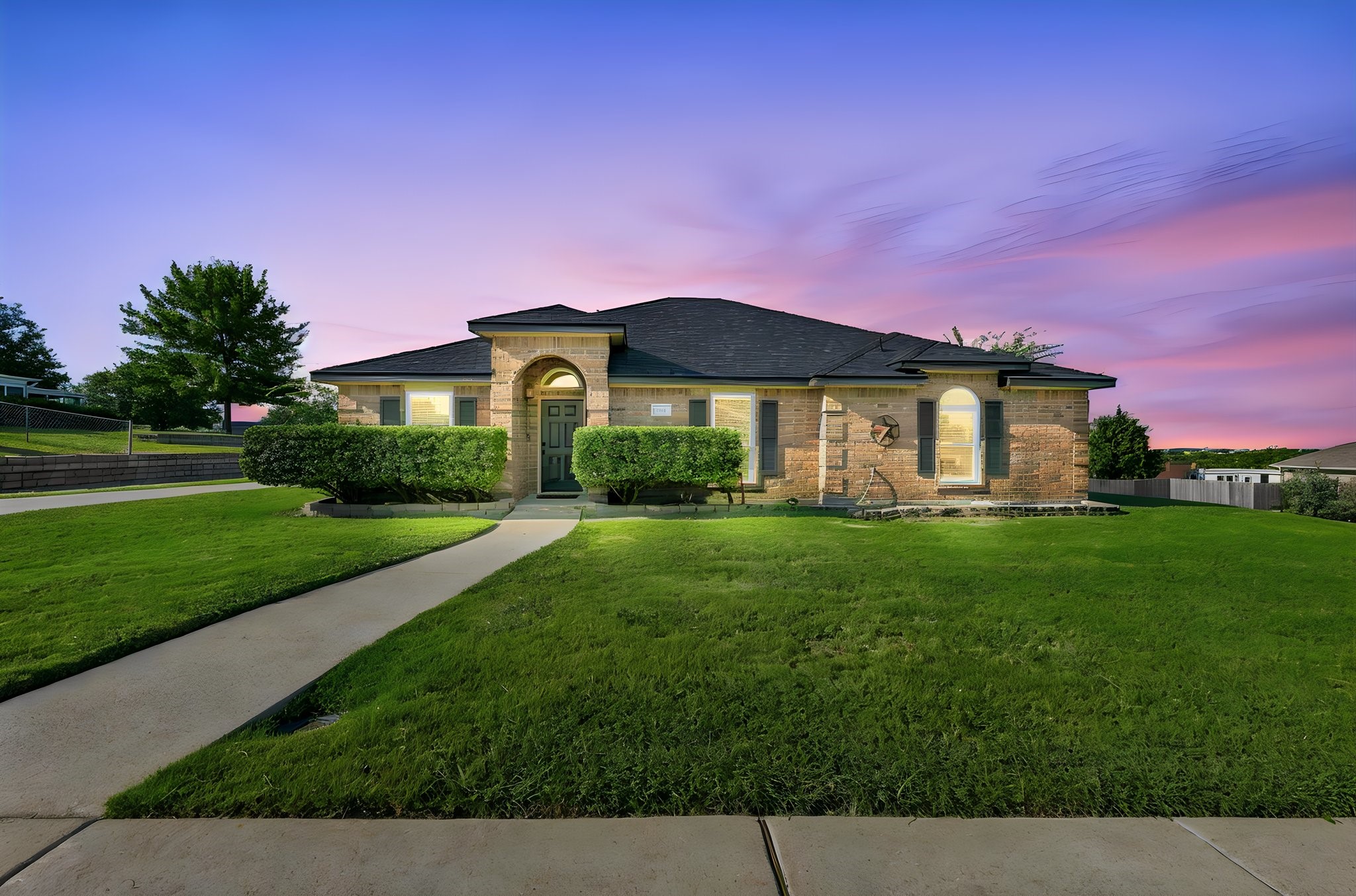 1530 Sunnydale Drive