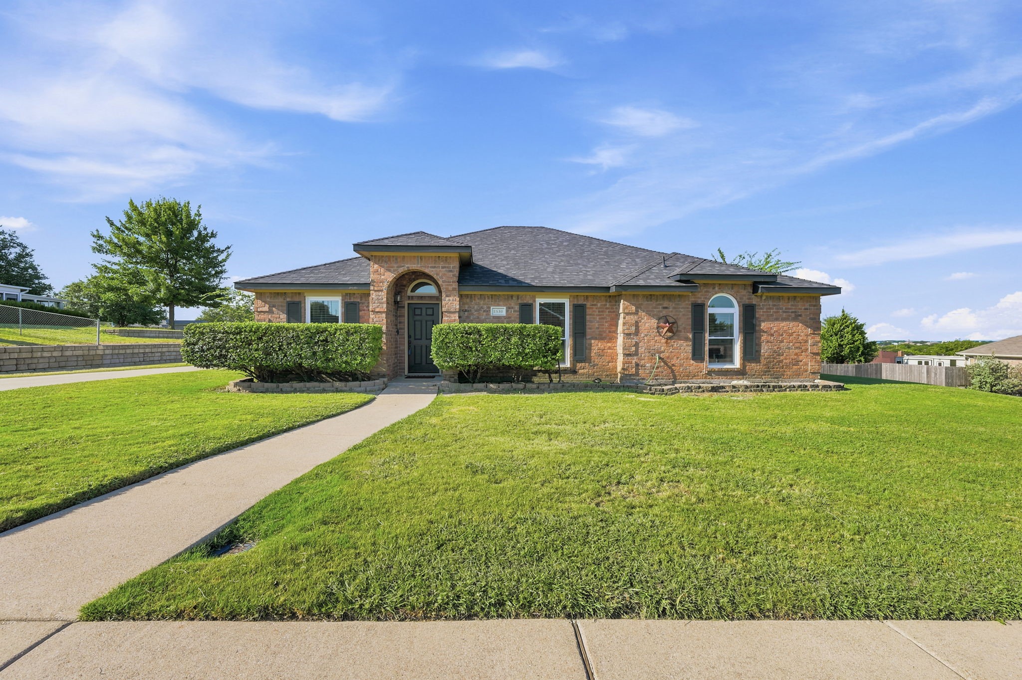 1530 Sunnydale Drive