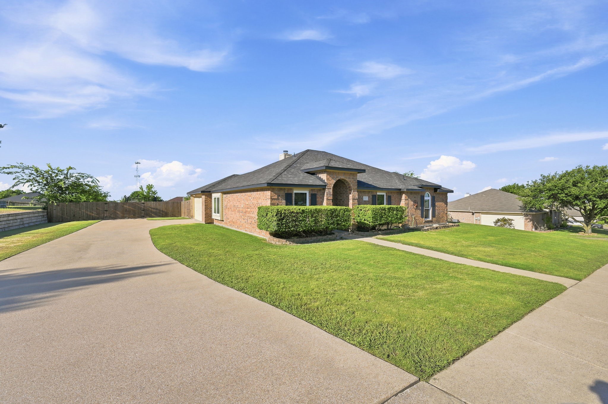 1530 Sunnydale Drive