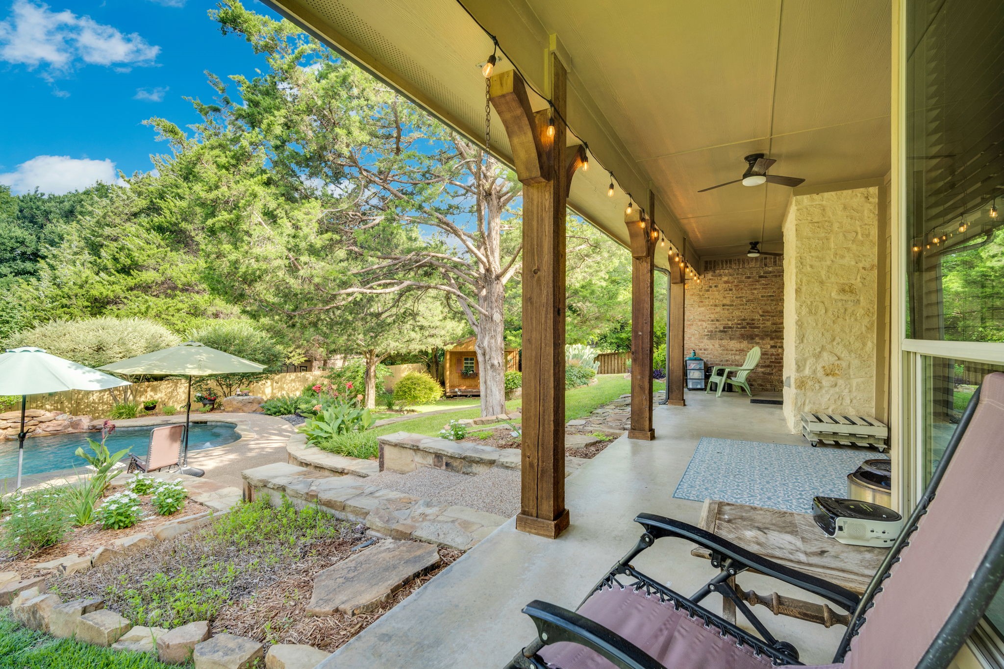 121 Sequoia Court