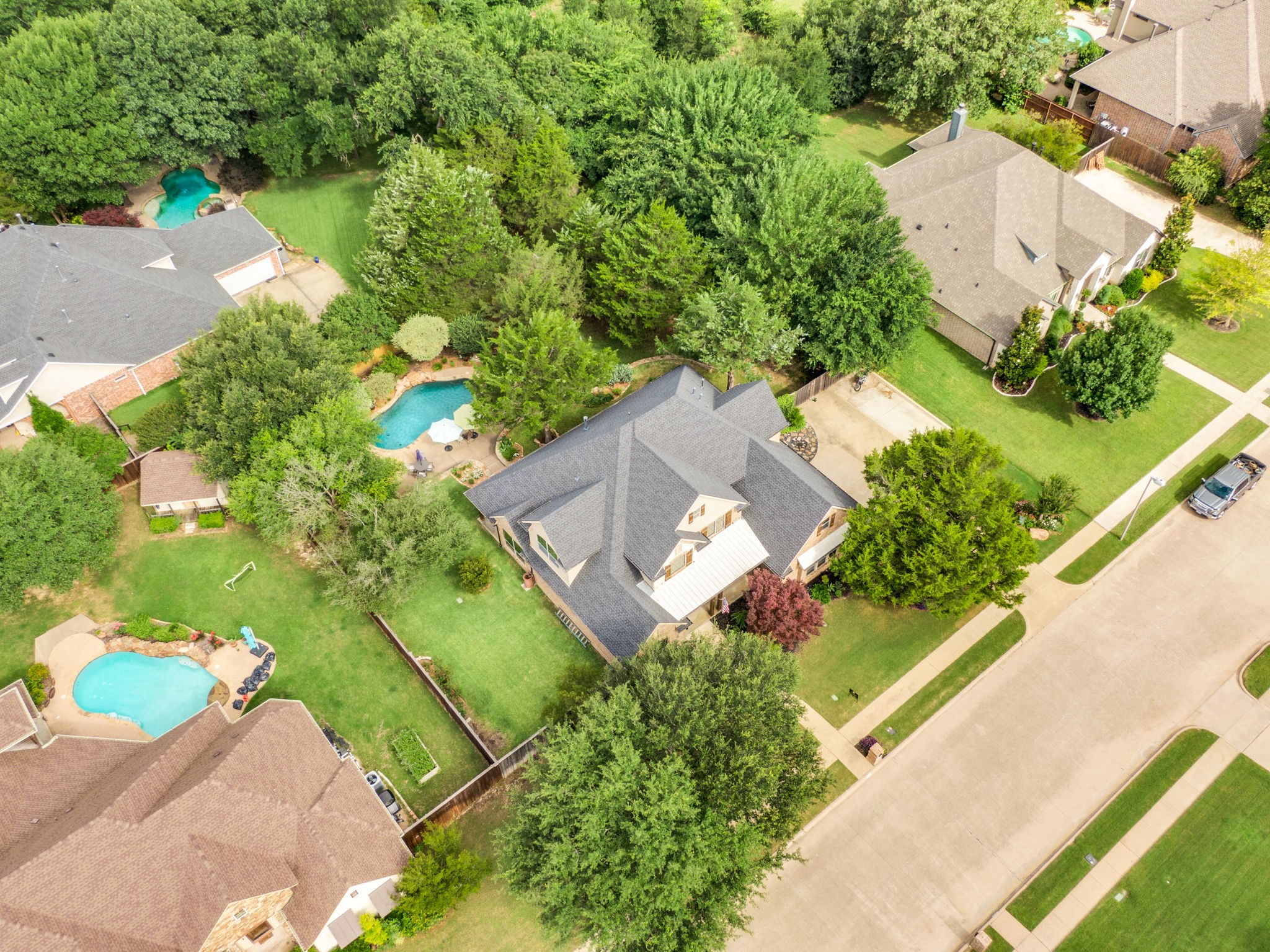 121 Sequoia Court