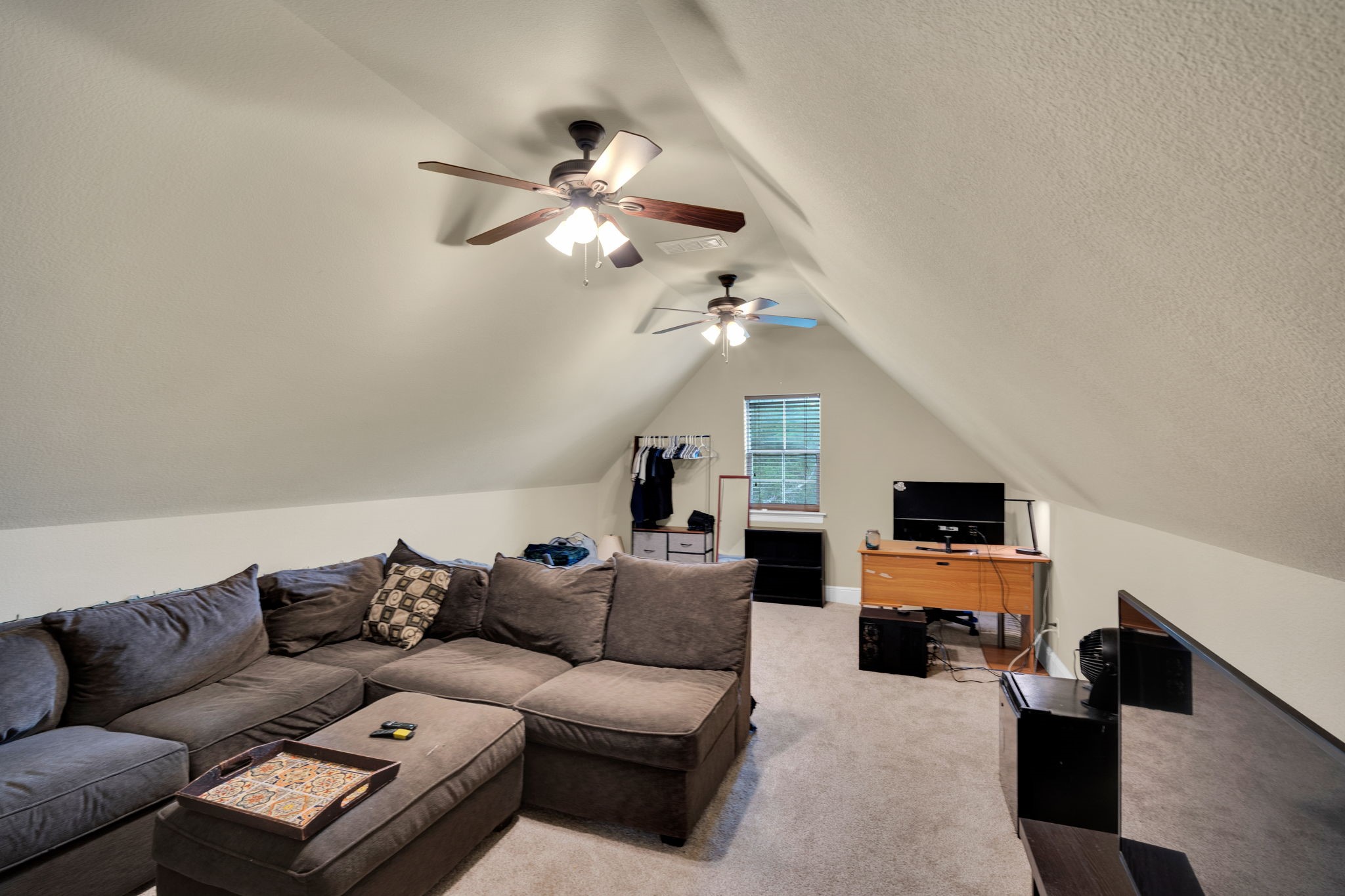 121 Sequoia Court