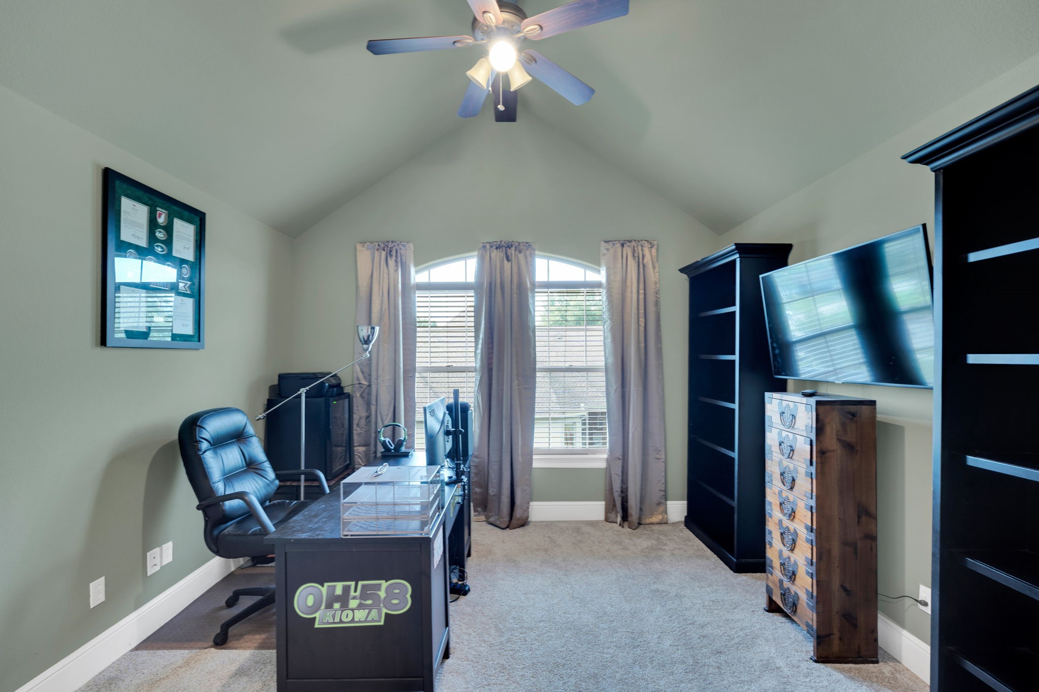 121 Sequoia Court