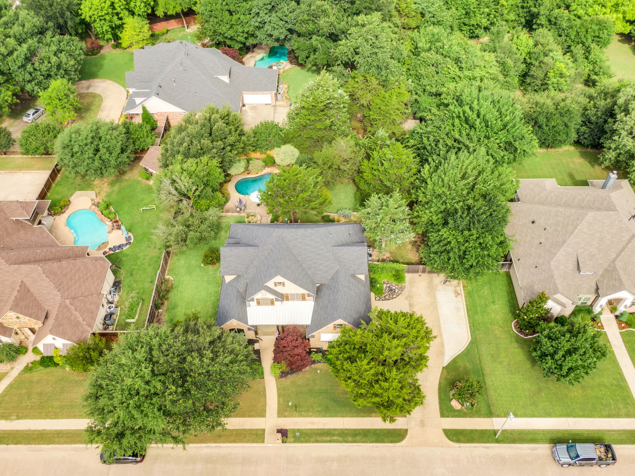 121 Sequoia Court