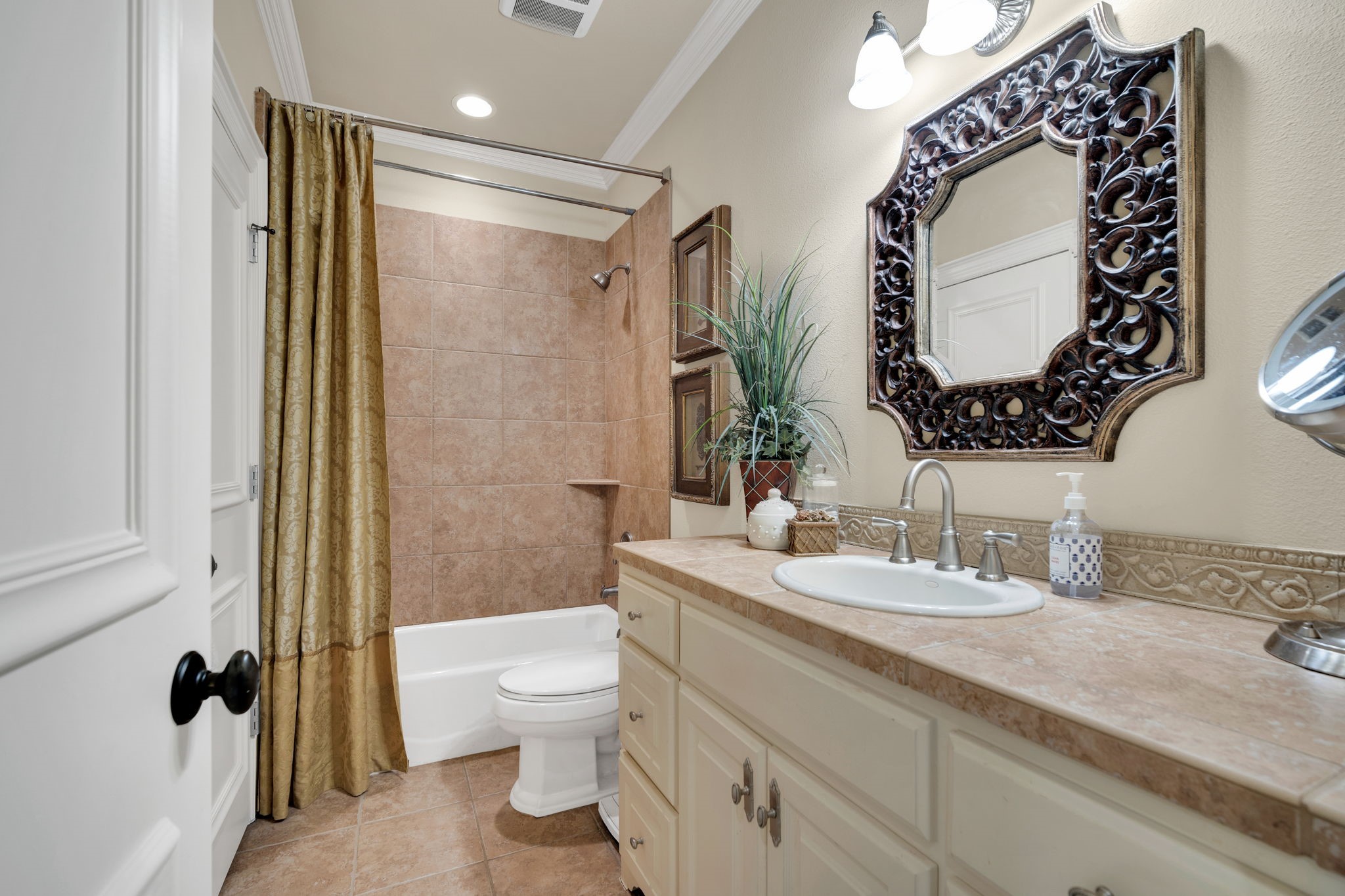 1811 Magic Valley Lane