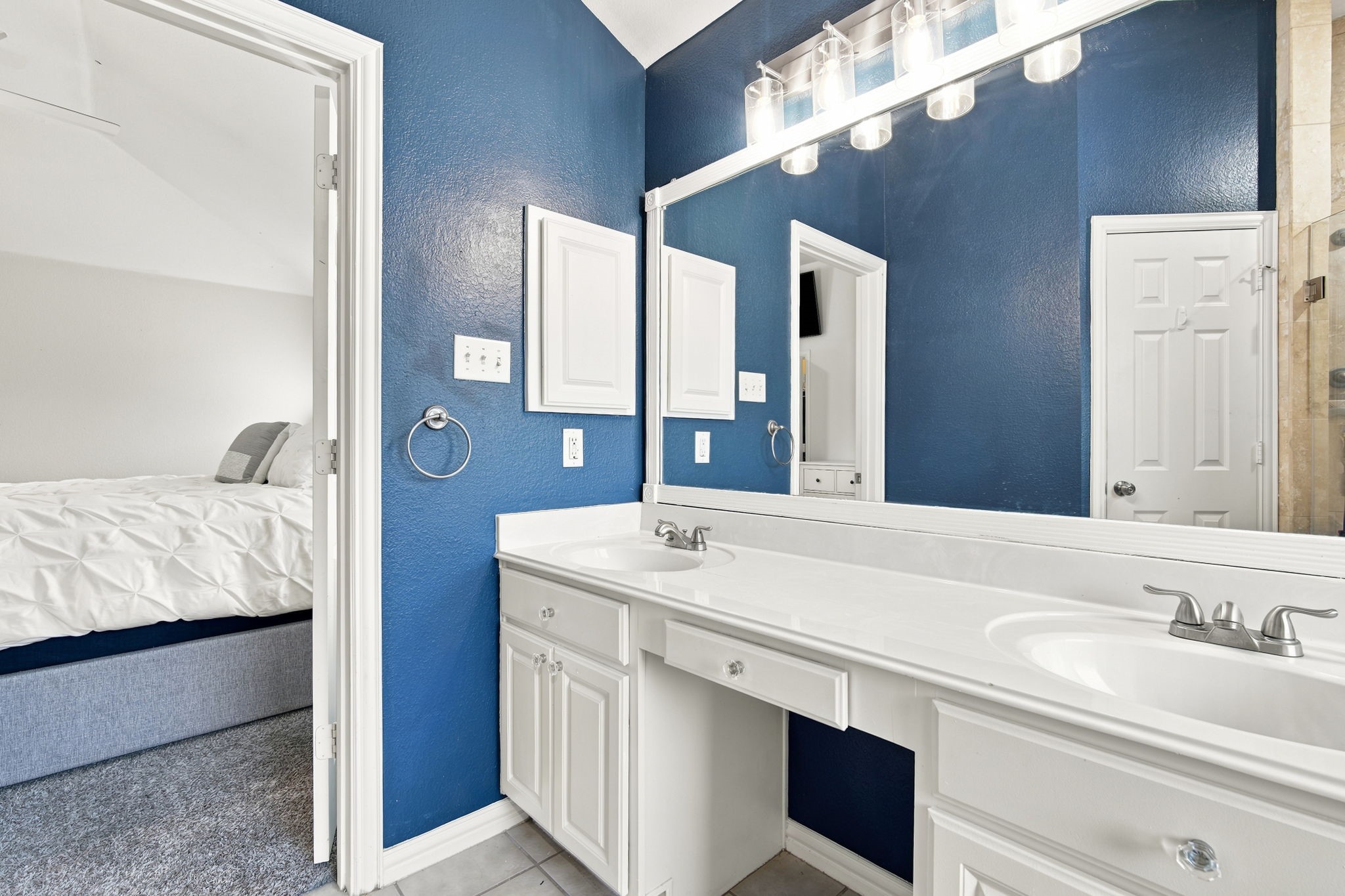 5205 Medallion Court
