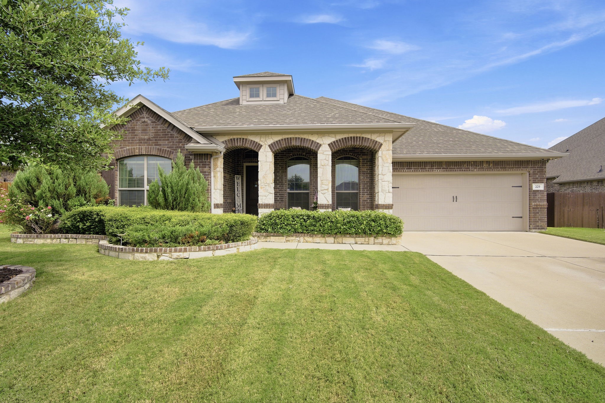 229 White Willow Way