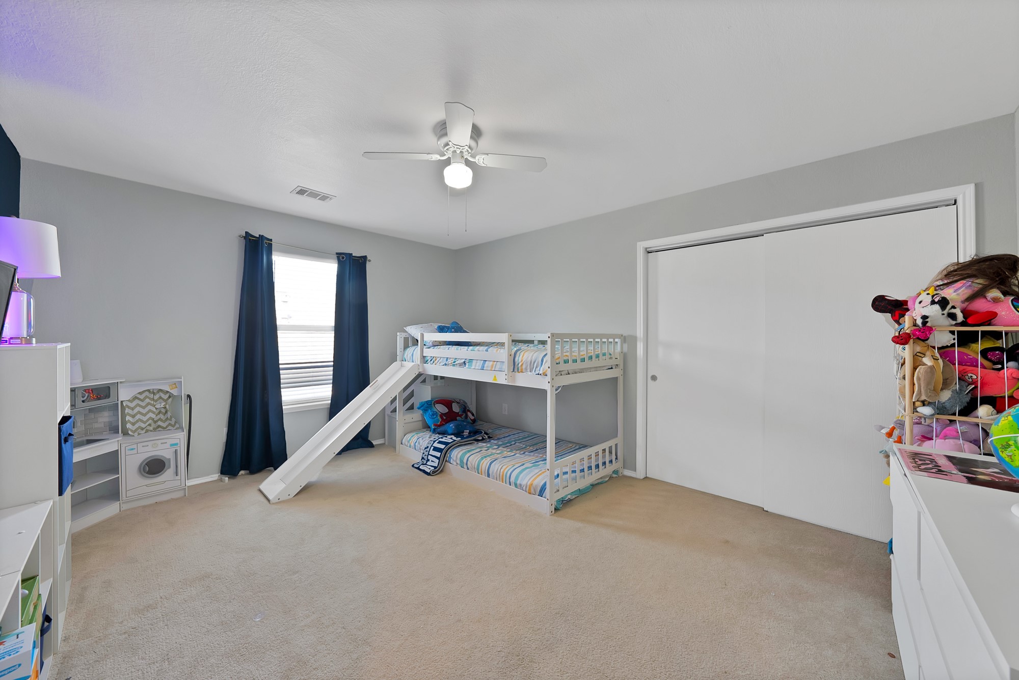 2827 Grandview Drive