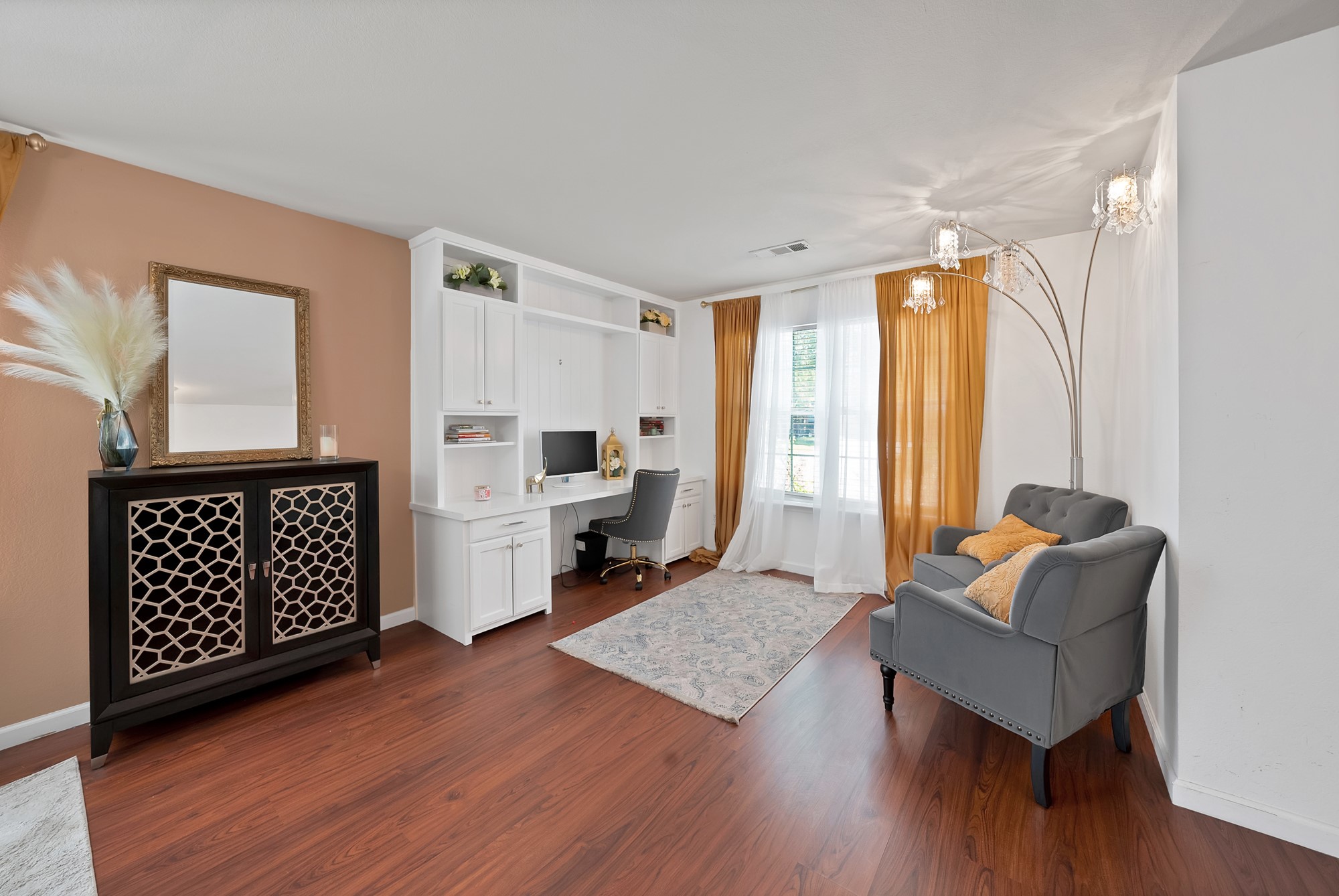2827 Grandview Drive