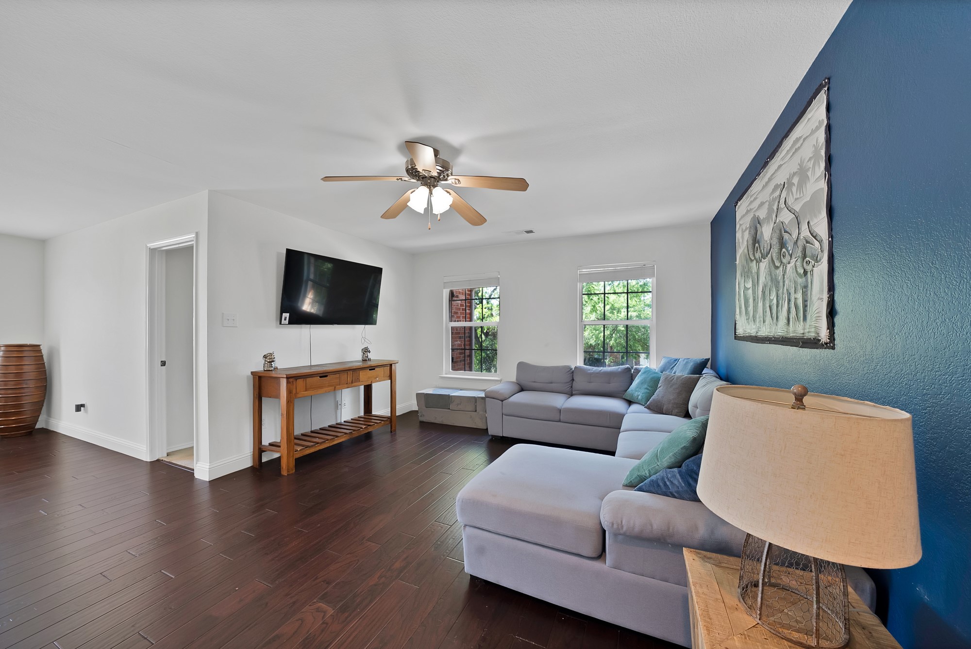2827 Grandview Drive