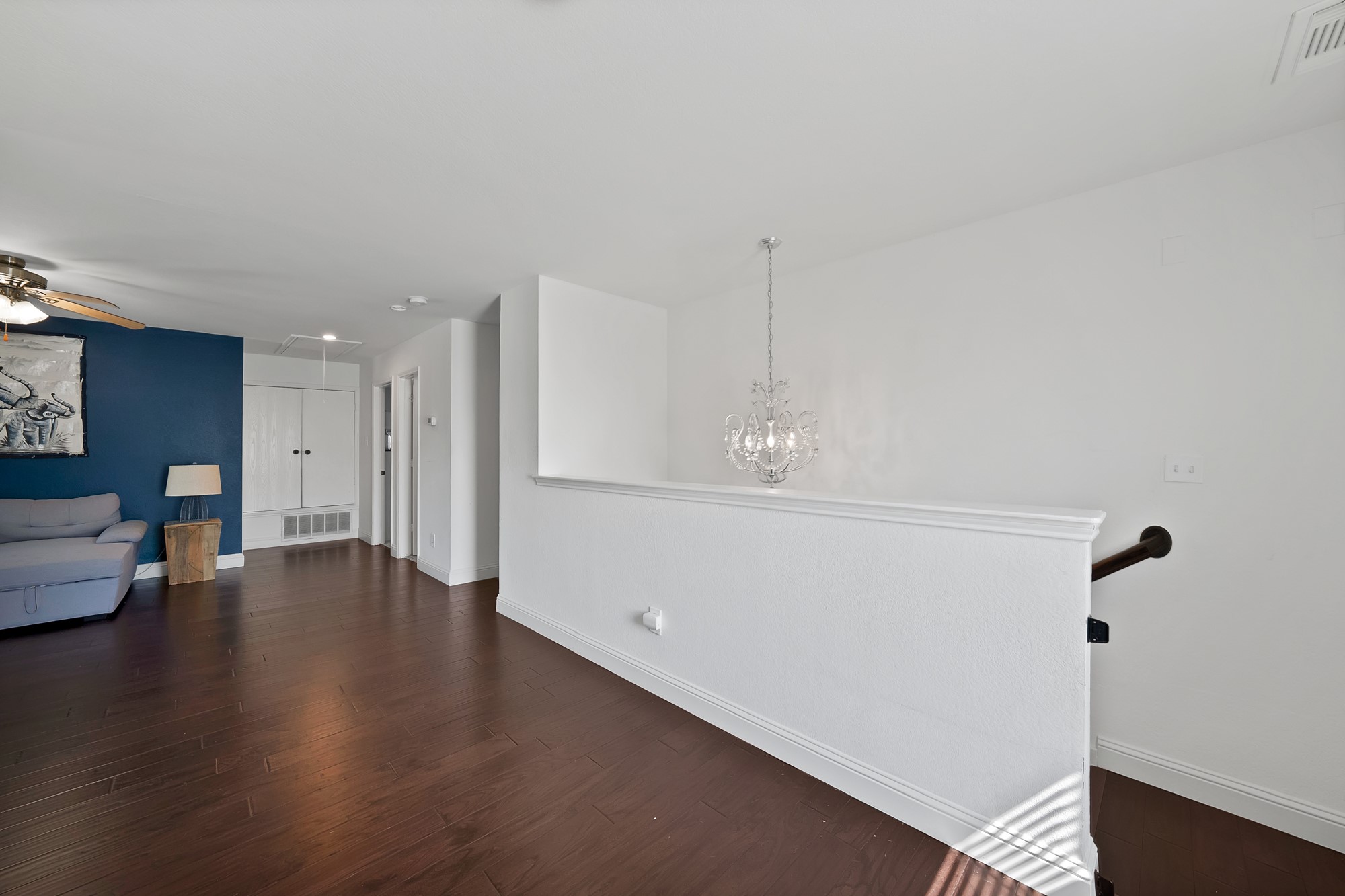 2827 Grandview Drive