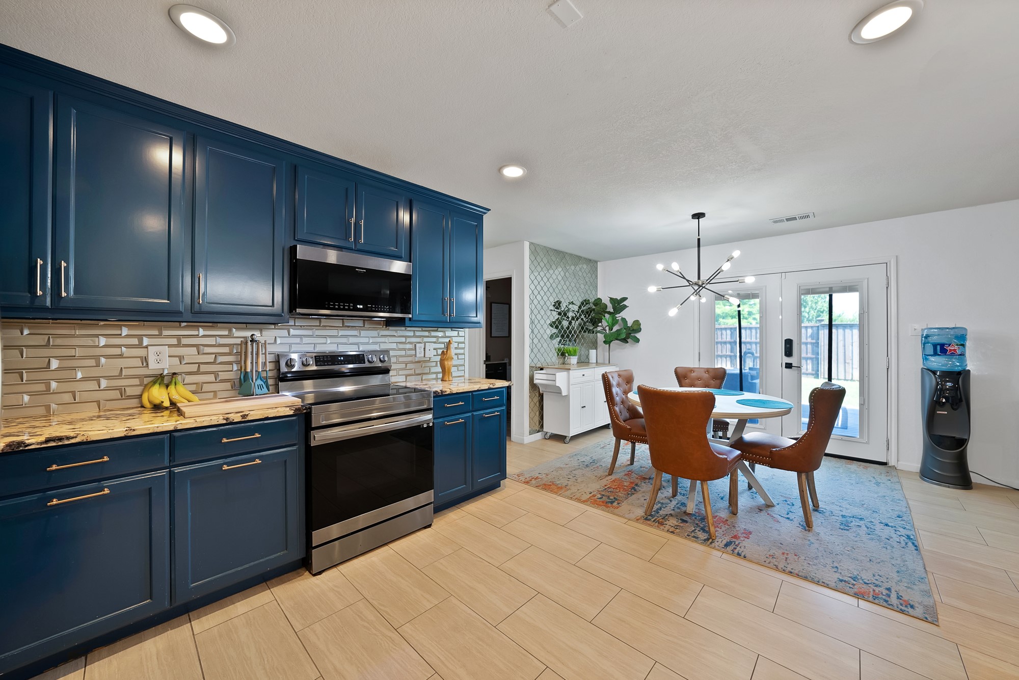 2827 Grandview Drive