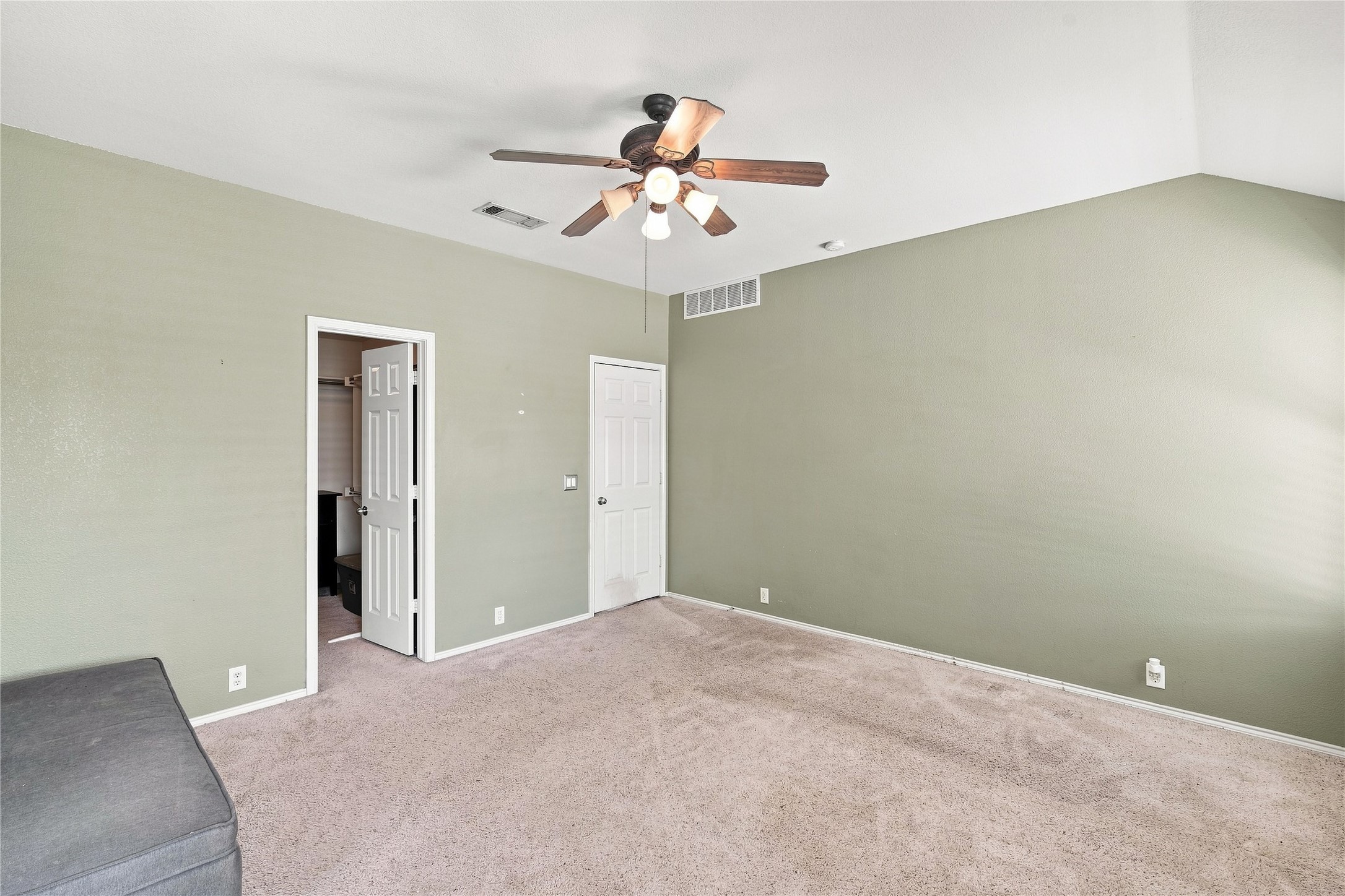 106 Fallen Rock Drive