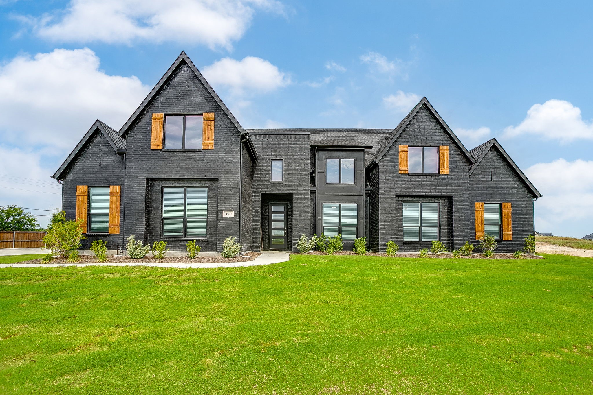 4511 MATADOR RANCH Court