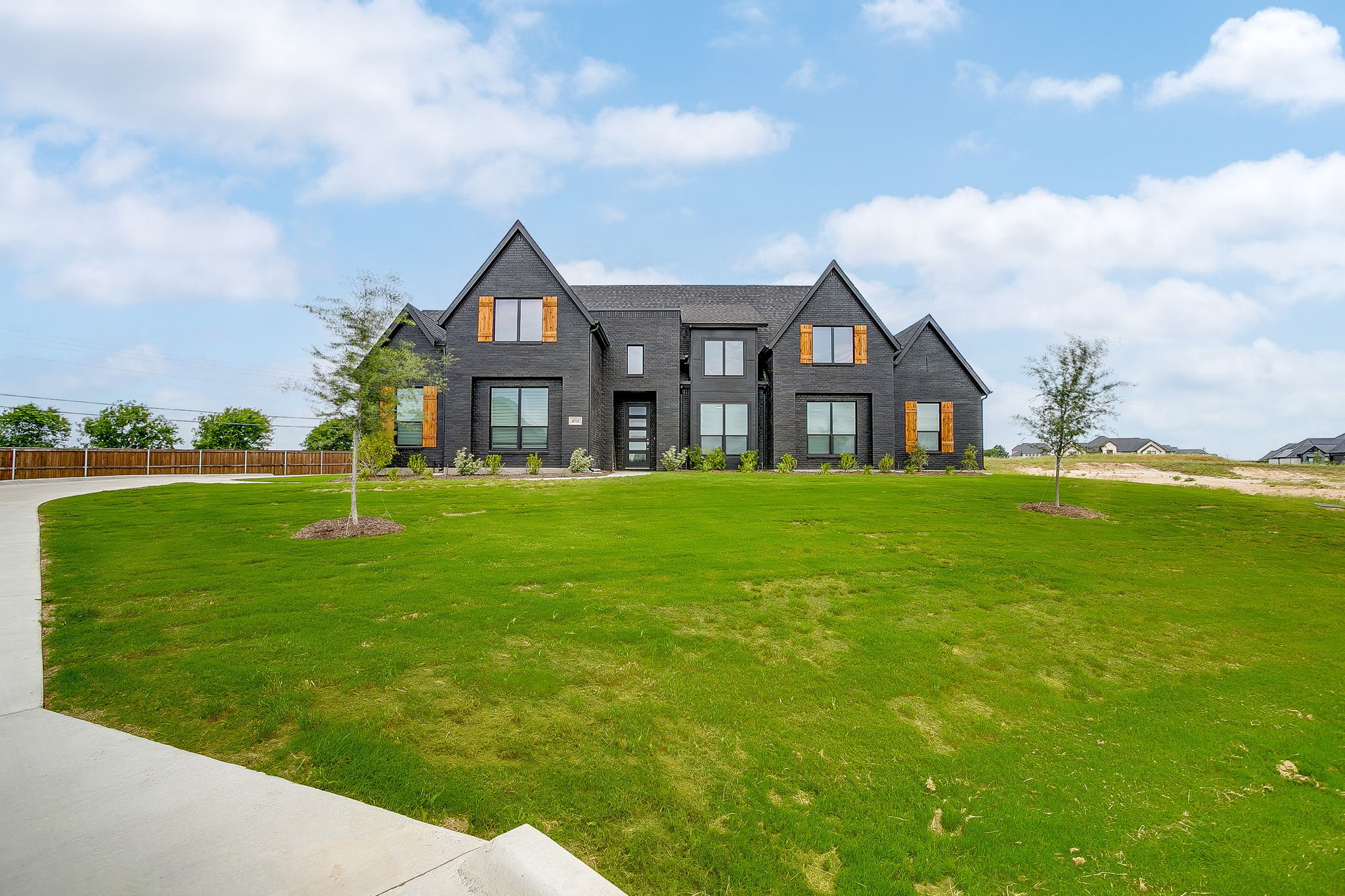 4511 MATADOR RANCH Court