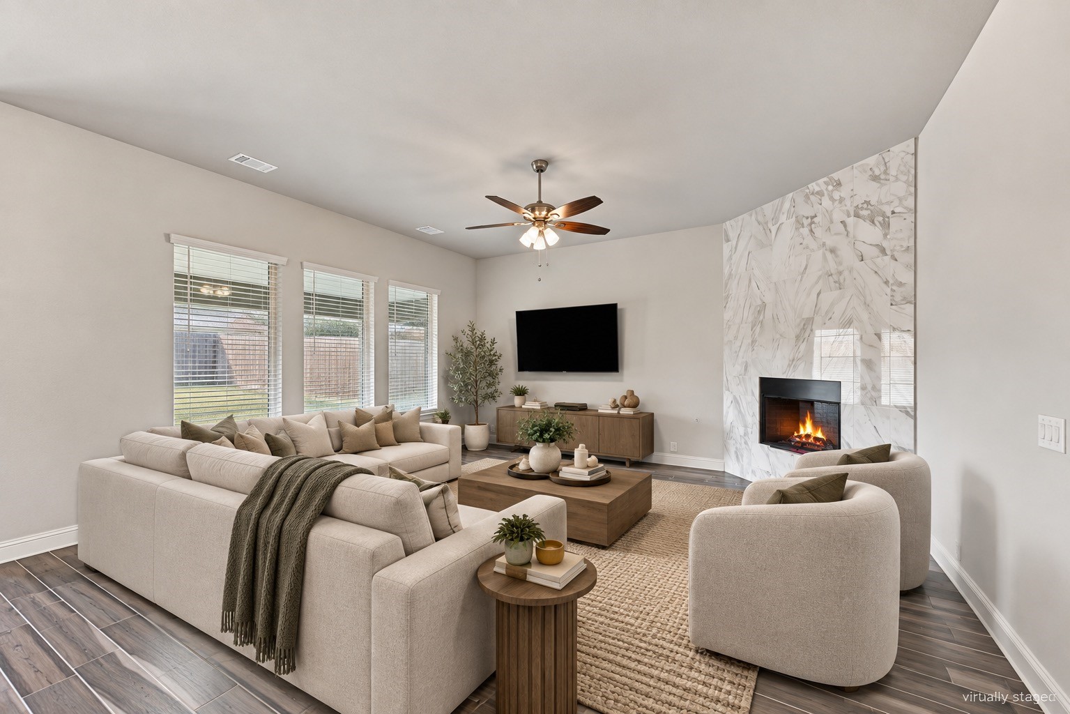 3010 Holland Lane