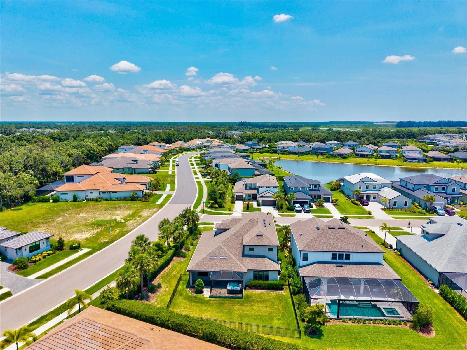 8272 SUMMER NIGHT RD