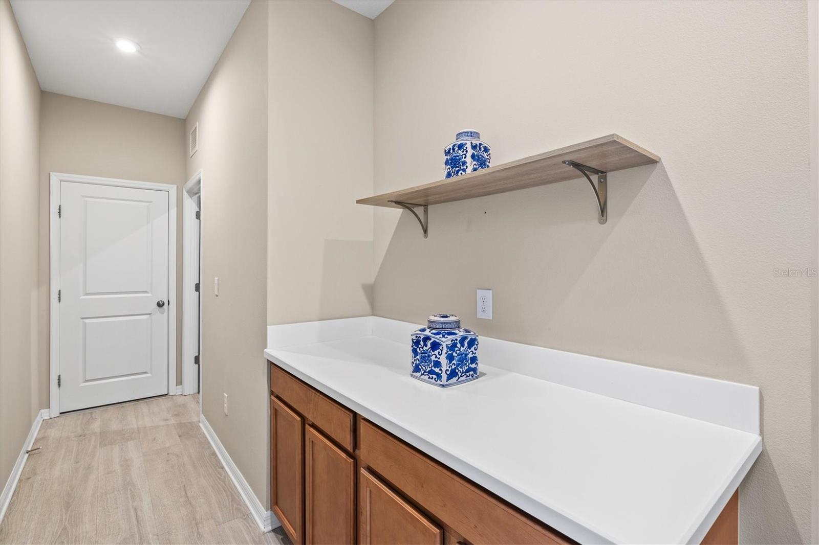 8272 SUMMER NIGHT RD