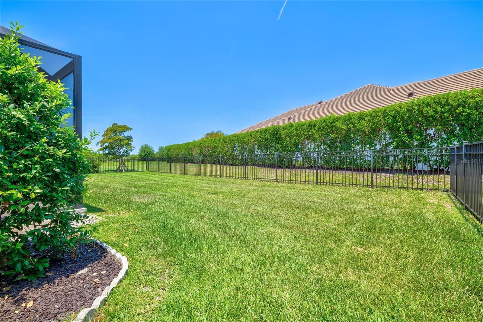 8272 SUMMER NIGHT RD