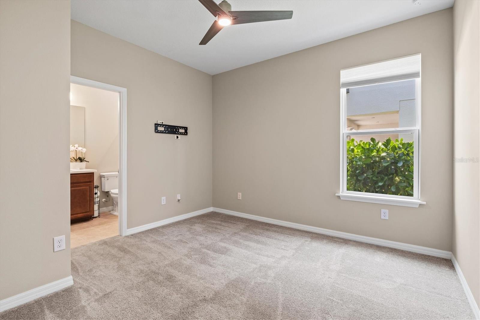 8272 SUMMER NIGHT RD