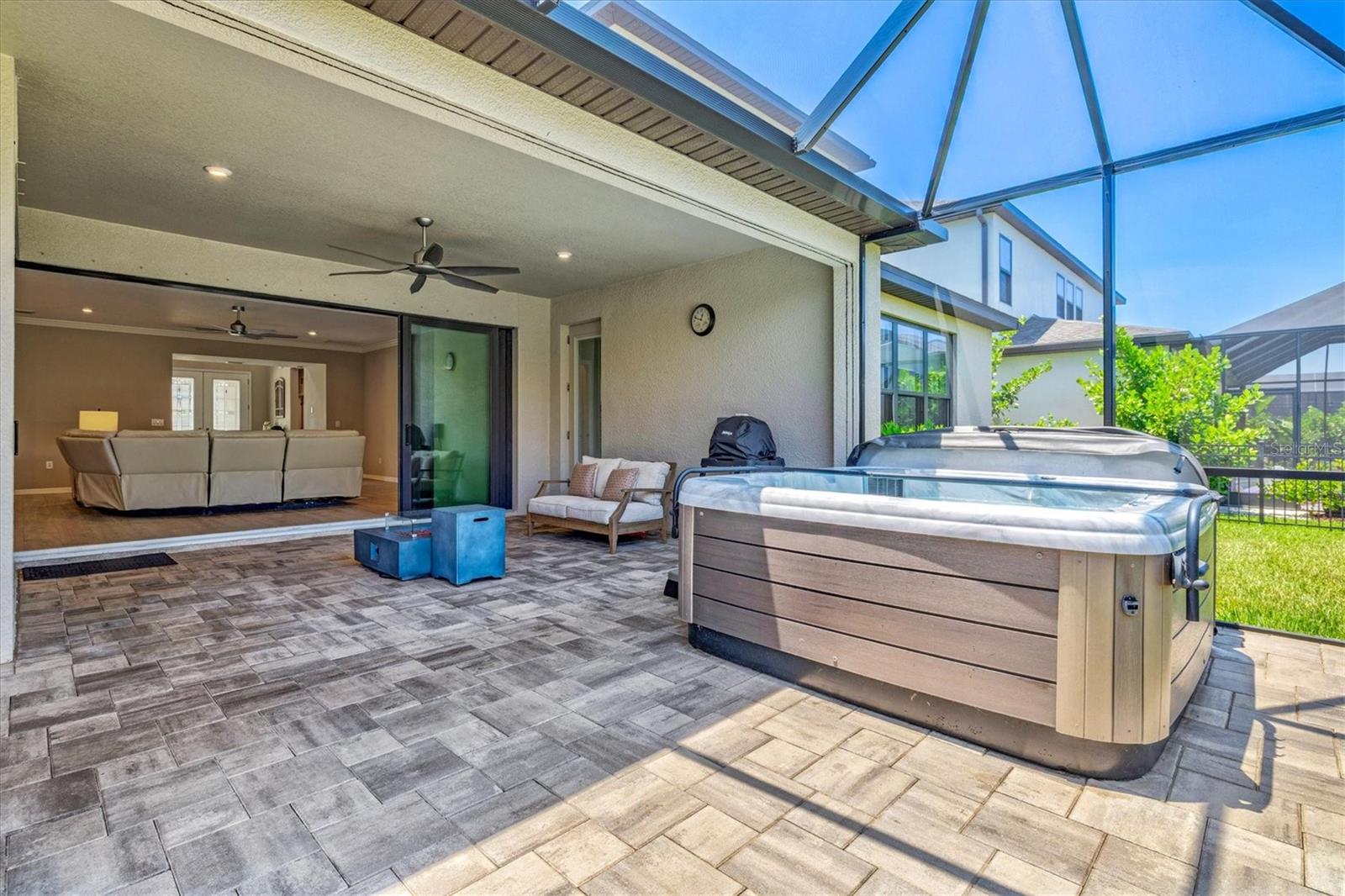 8272 SUMMER NIGHT RD