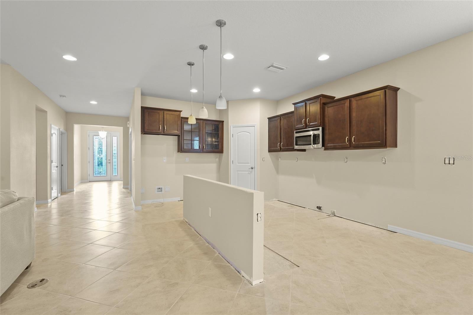 2920 ORIOLE DR