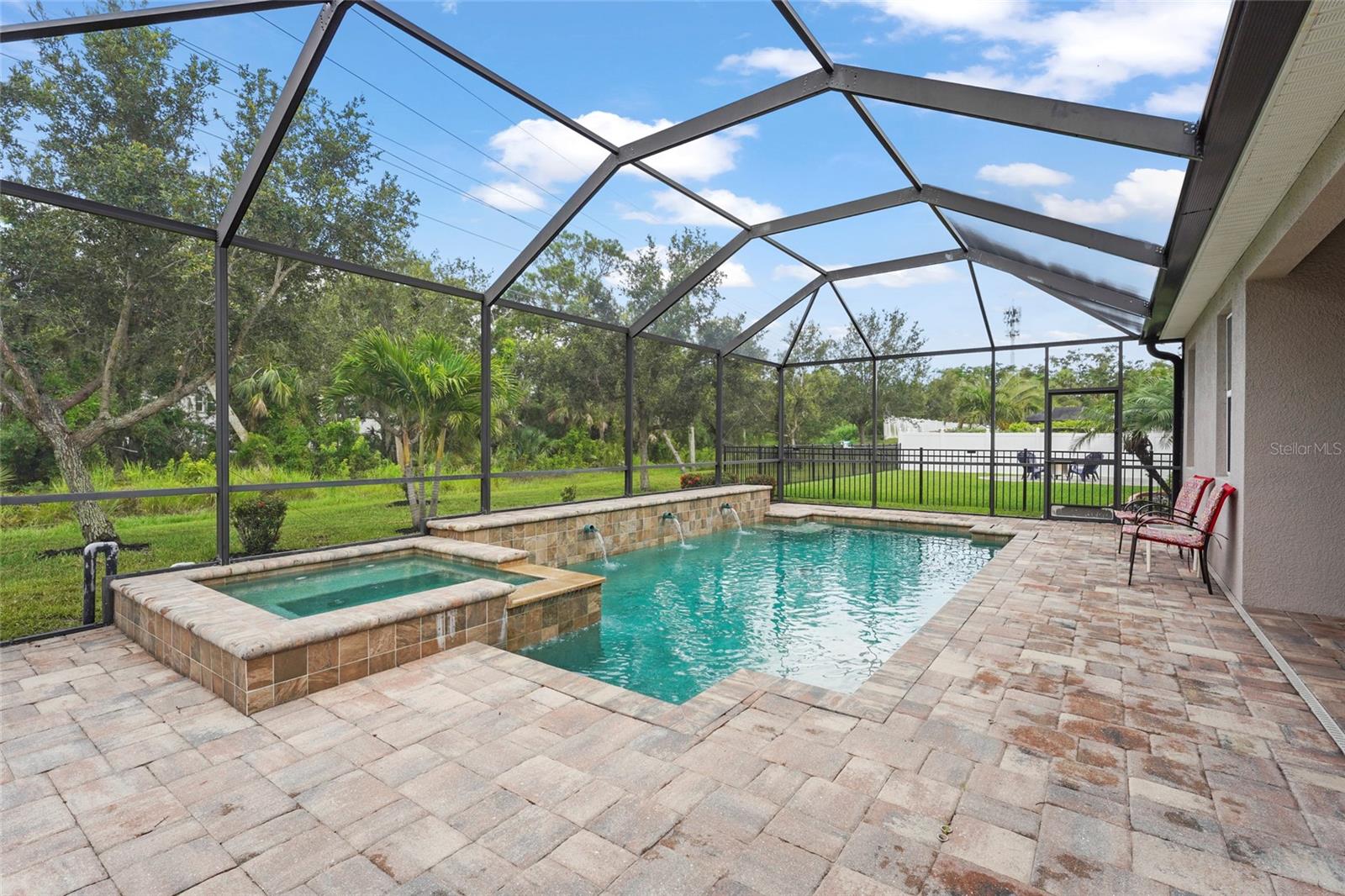 2920 ORIOLE DR