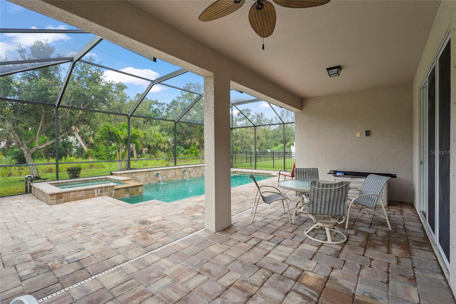 2920 ORIOLE DR