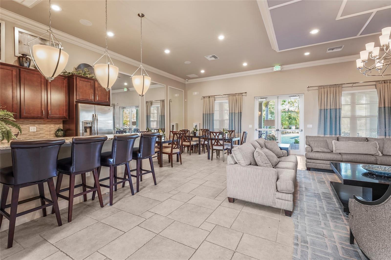 2920 ORIOLE DR