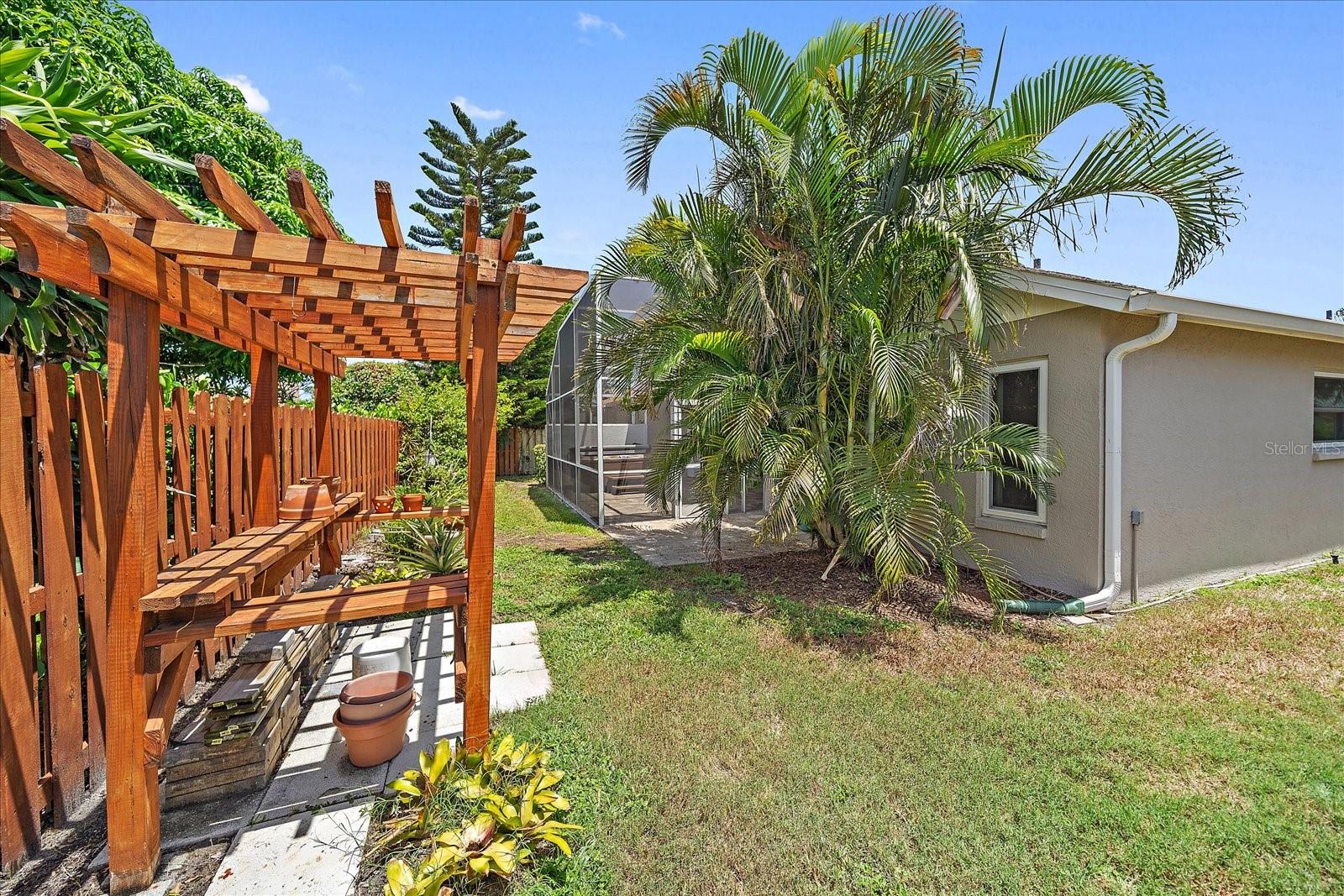 4330 BEEKMAN PL #103