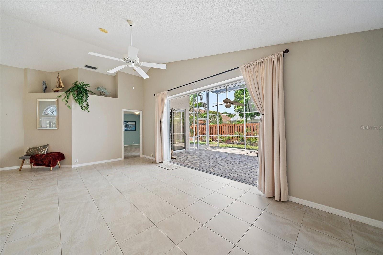 4330 BEEKMAN PL #103