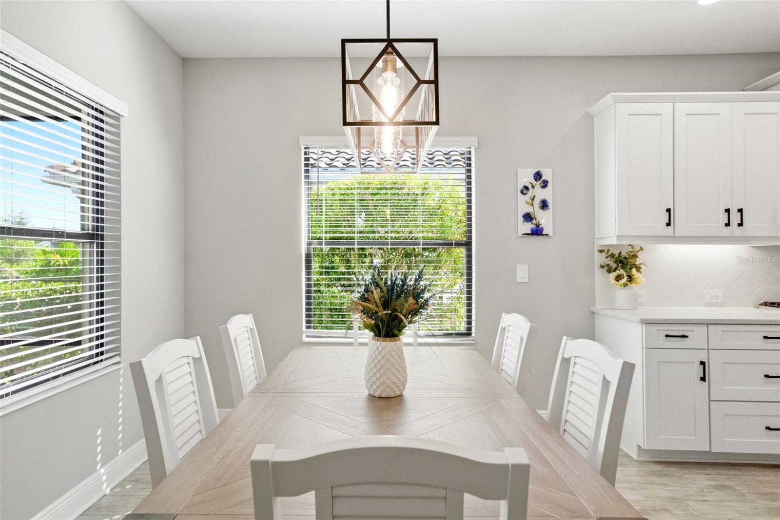 2720 BUTTERFLY JASMINE TRL