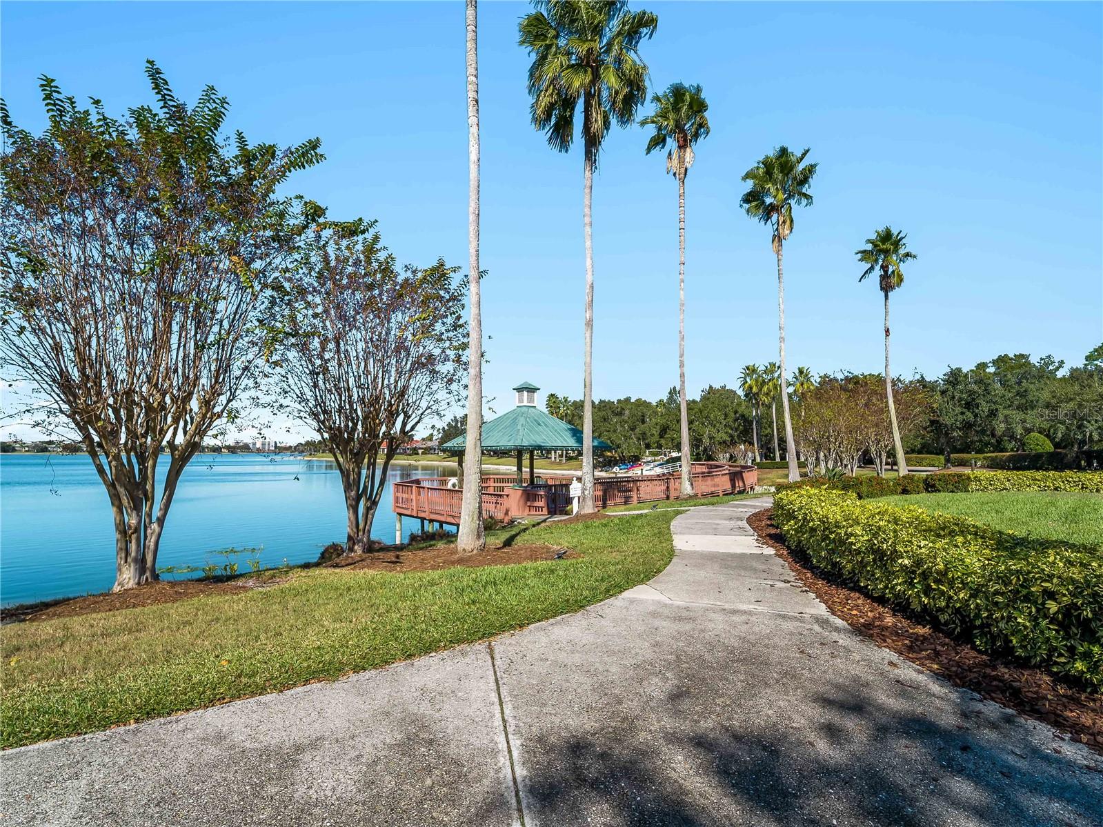 8419 WHISPERING WOODS CT