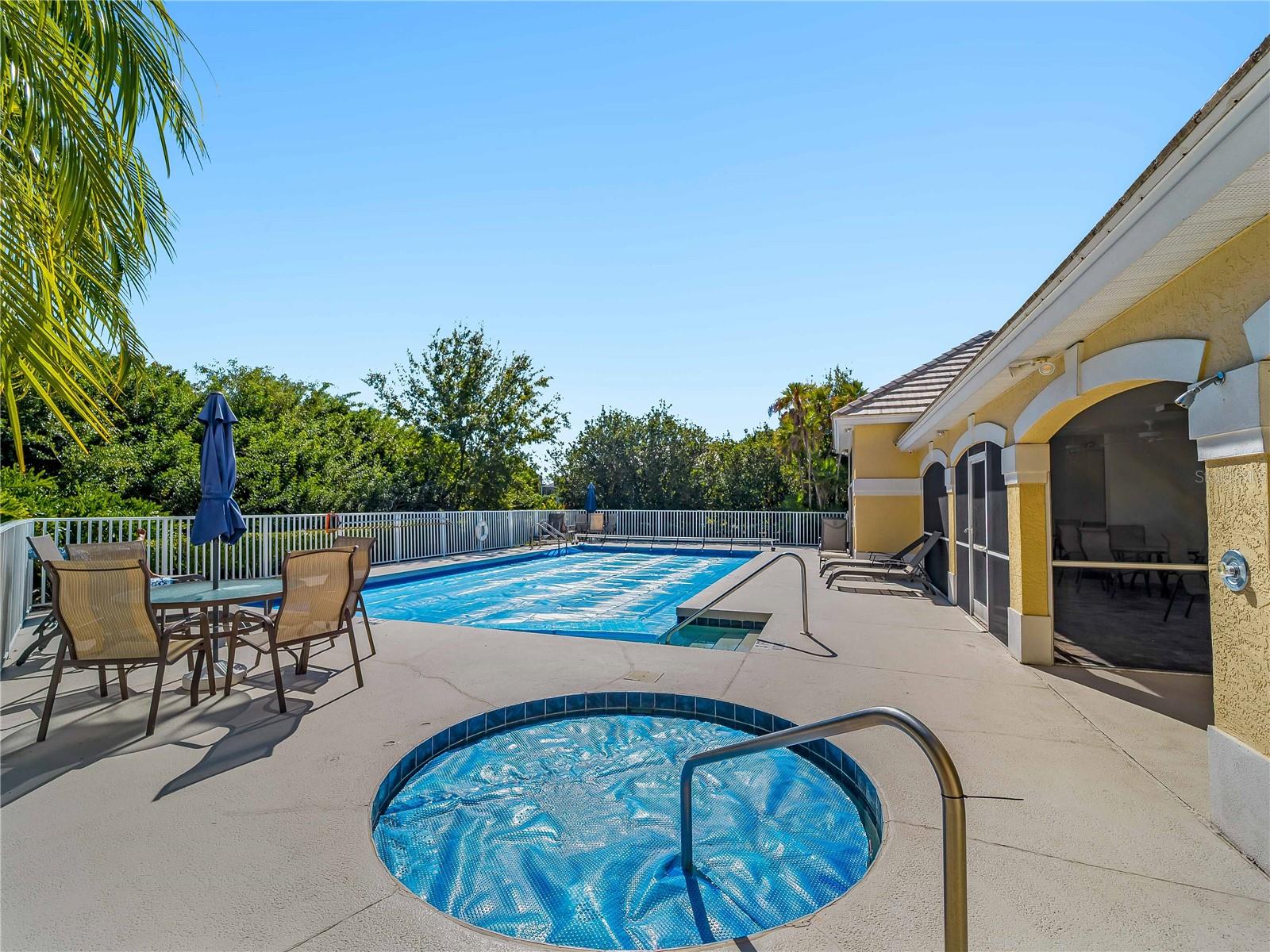 8419 WHISPERING WOODS CT