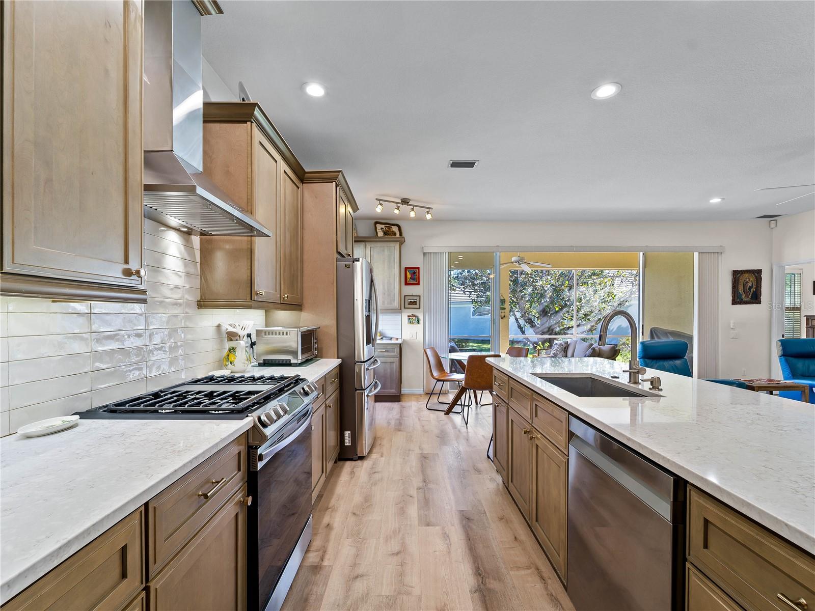 8419 WHISPERING WOODS CT