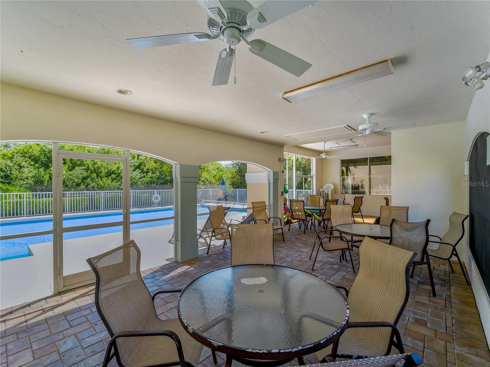 8419 WHISPERING WOODS CT