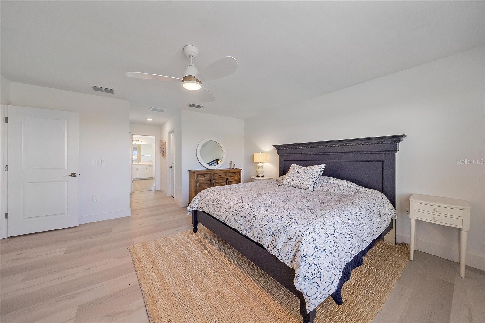 14904 SERENE SHORES LOOP