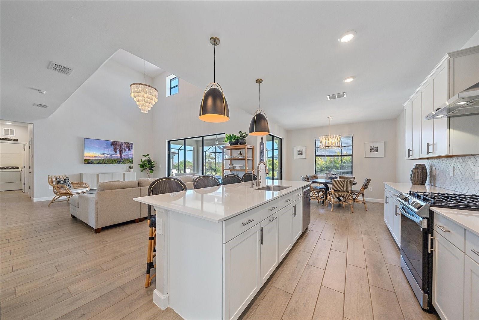 14904 SERENE SHORES LOOP