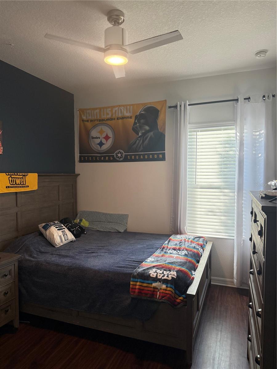 4918 MISSION PARK LN