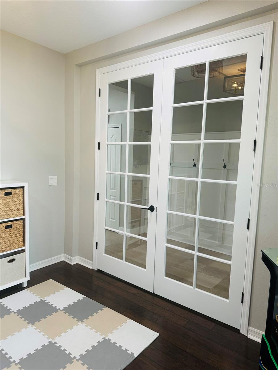 4918 MISSION PARK LN