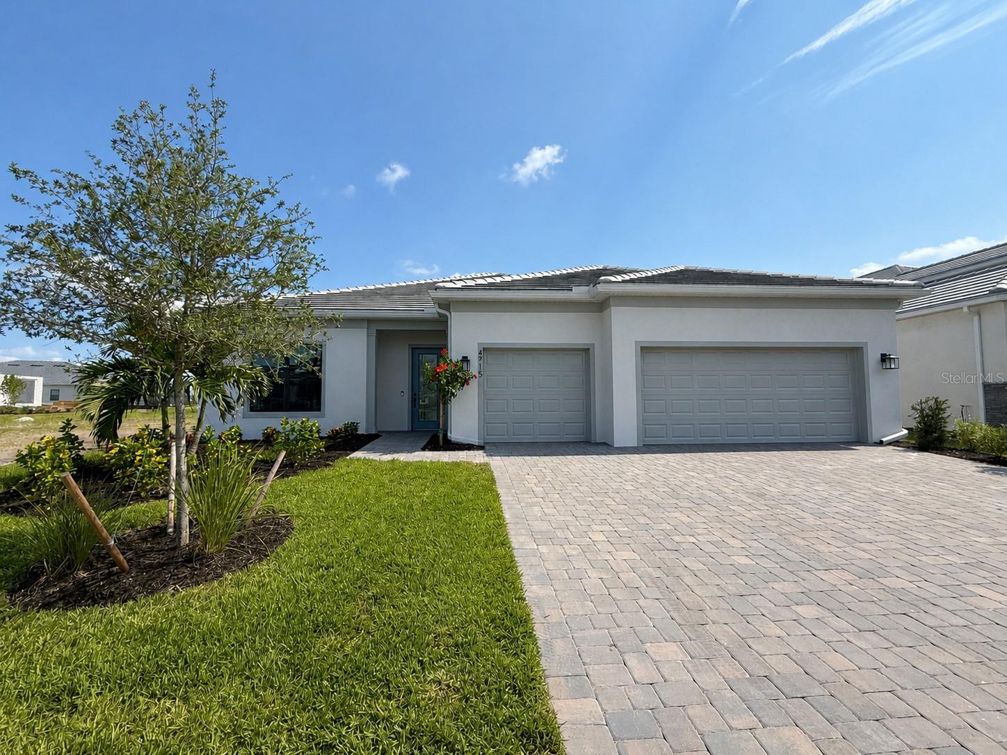 4715 CORSAIR BAY GLN