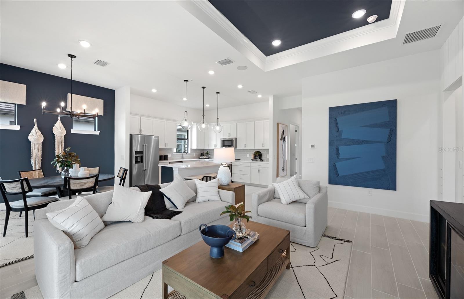 6059 SAWGRASS LAKE CT